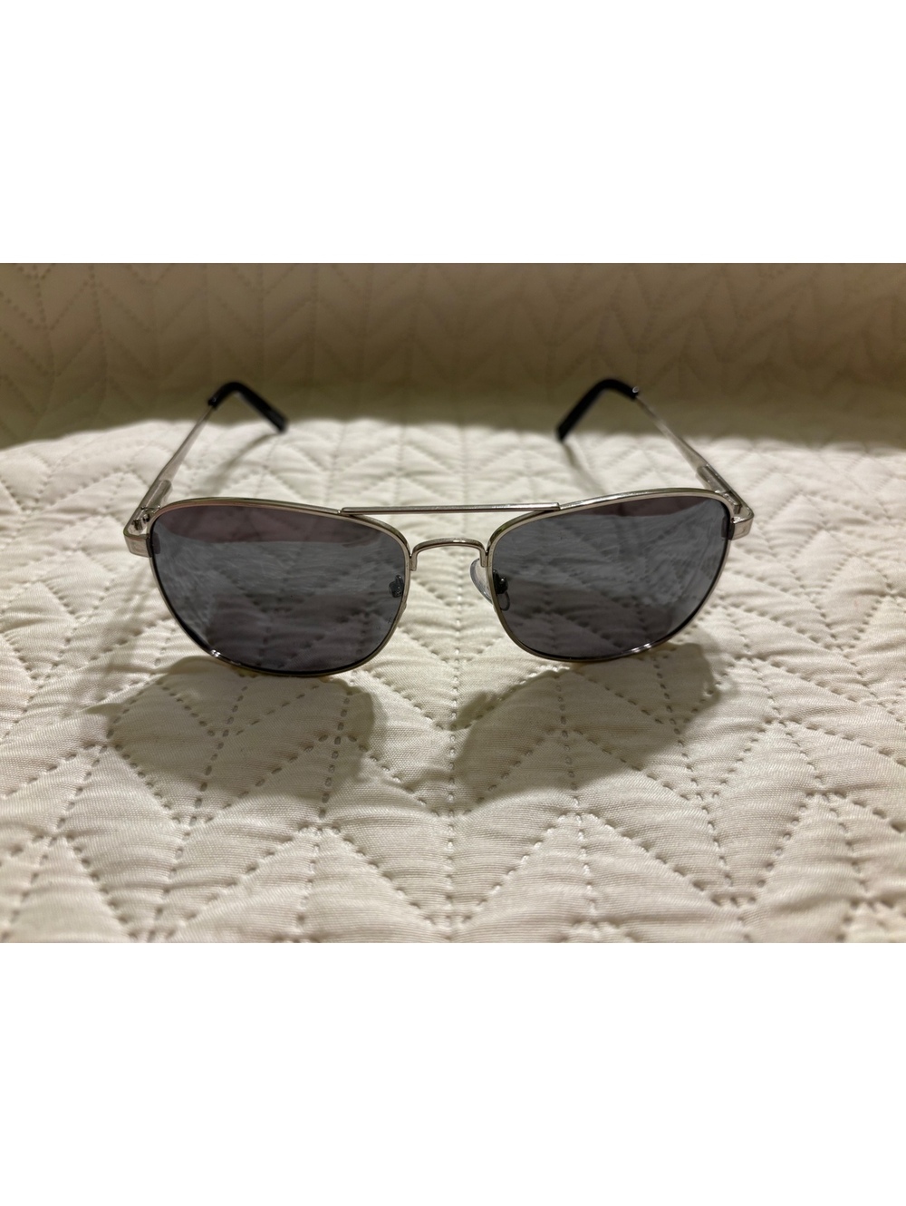 #26 Foster Grant Men's Polarized Sunglasses - Picture 2 of 6